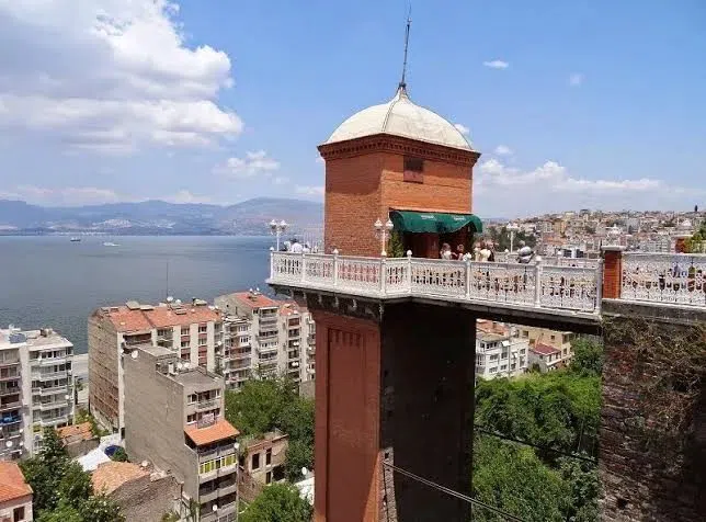 Tarihi Asansör (Historisk elevator), Izmir