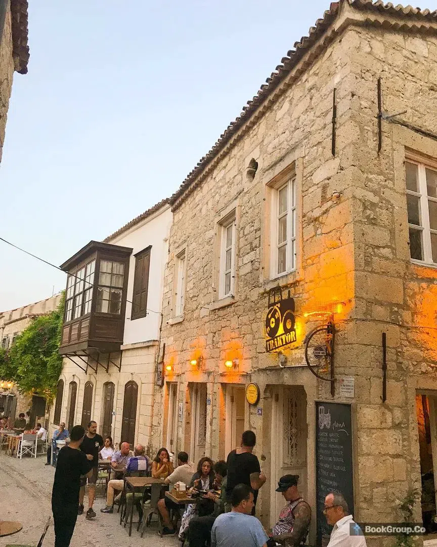 Traktör Alaçatı, Izmir