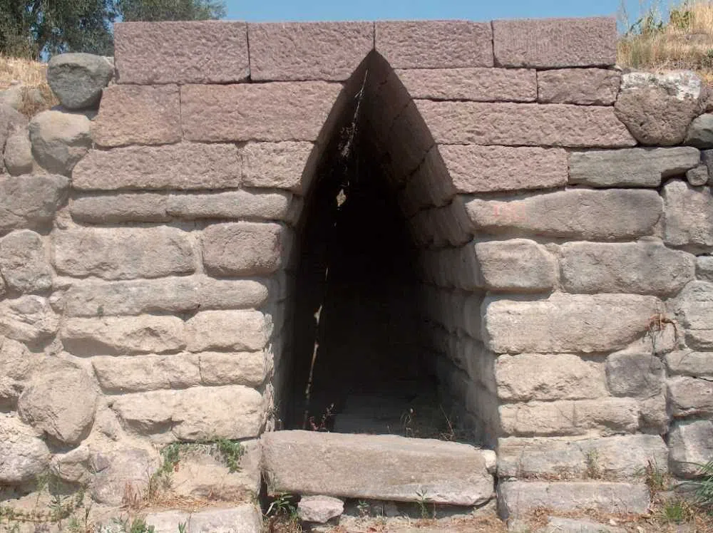 Bayraklı Höyük (Gamle Smyrna / Tepekule), Izmir