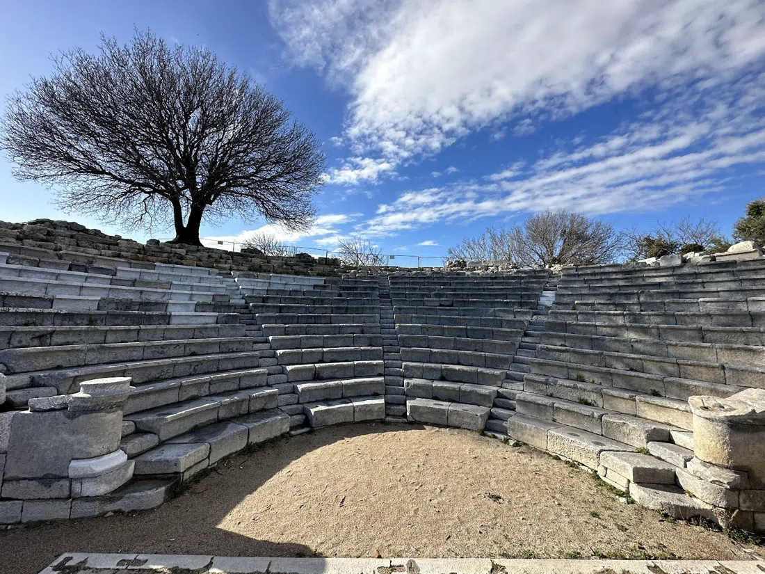 Teos oldtidsby, Izmir