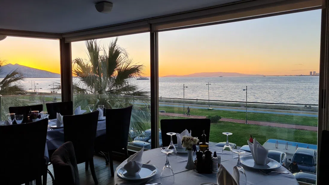 Birinci Kordon (Kordon Alsancak seafront promenade), Izmir
