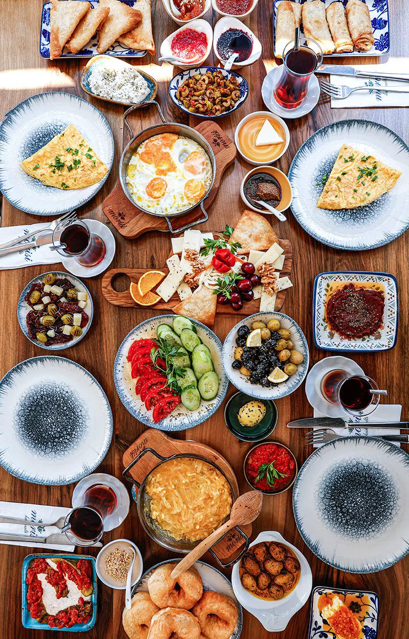 Morisi Kahvaltı Bostanlı, Izmir