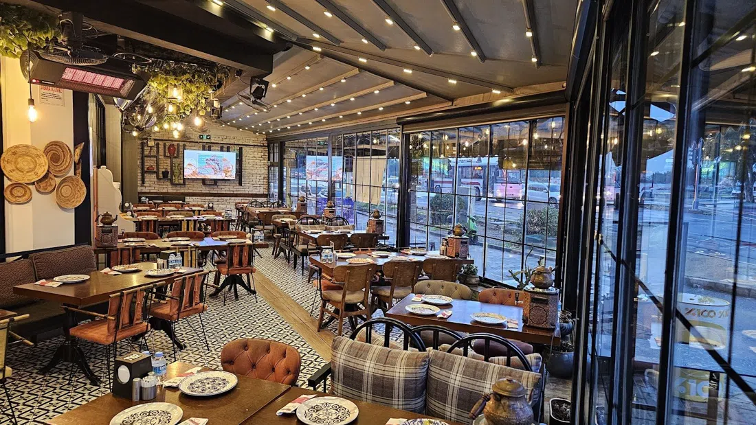 Nuvia Bostanlı Kitchen & Bar, Izmir