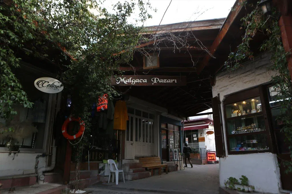Malgaca Pazarı & Arasta Çarşısı, Izmir