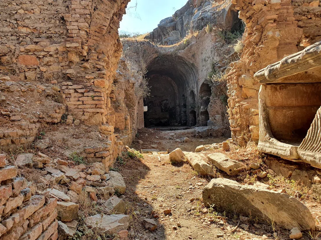 Grotta dei Sette Dormienti (Yedi Uyurlar Mağarası), Izmir