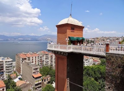 Tarihi Asansör