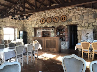Vino Locale