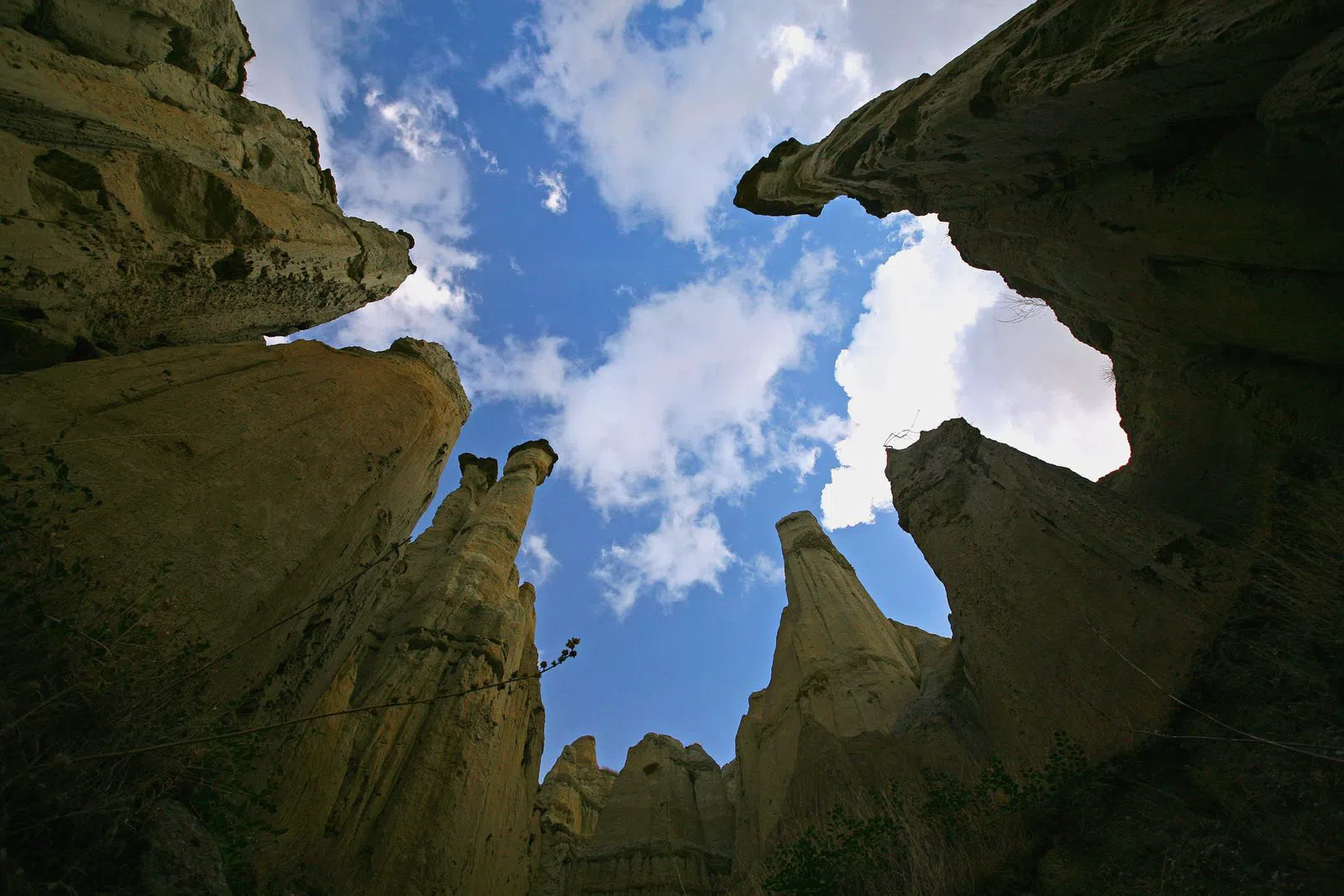 Kula Fairy Chimneys (Kuladokya / Kula Peribacaları), Izmir